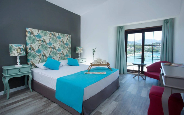 Mare Suites