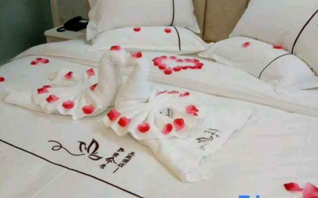 Qianshi Jinsheng Hotel