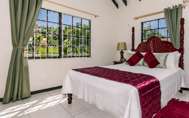 Eco Bay Guesthouse