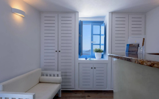 Kamares Apartments