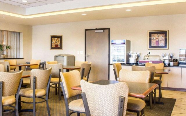 Comfort Inn & Suites Yuma I-8