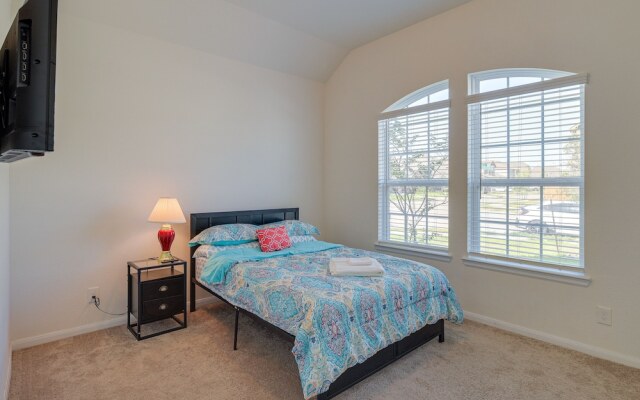 Spacious Texas Vacation Rental w/ Community Pool!