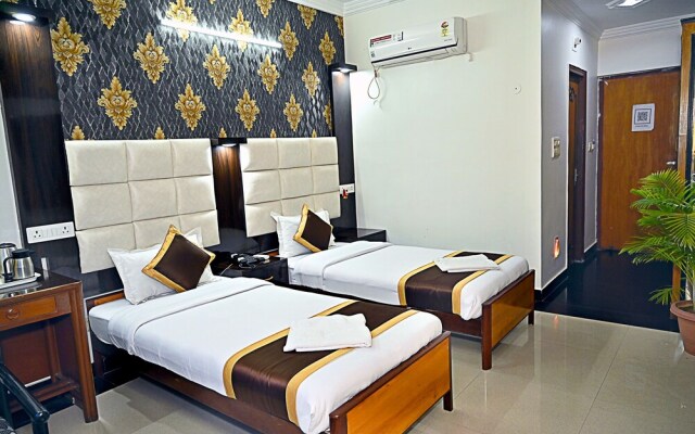 Hotel Rajhans International