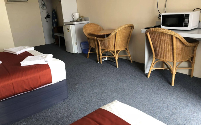Alexander Motel