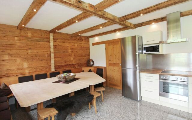 Plush Farmhouse in Ramsau im Zillertal near Ski Area