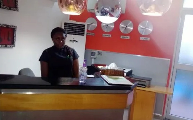 Cata Apartment Hotel And Spa