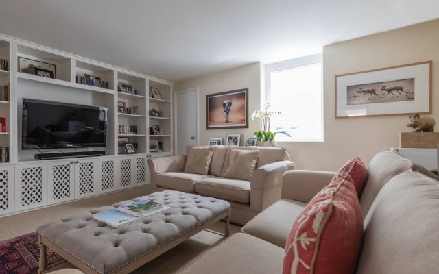 Portland Road X by Onefinestay