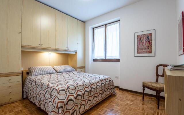 Terraced house on the lakeside of Gravedona - Larihome A04