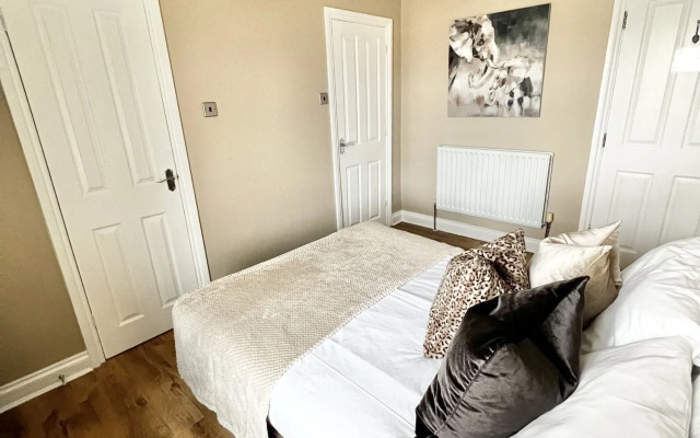 Devon House Guest House