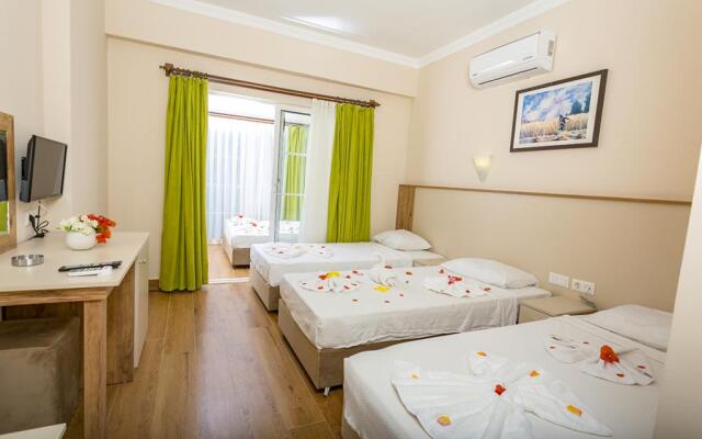 Rich Melissa Hotel
