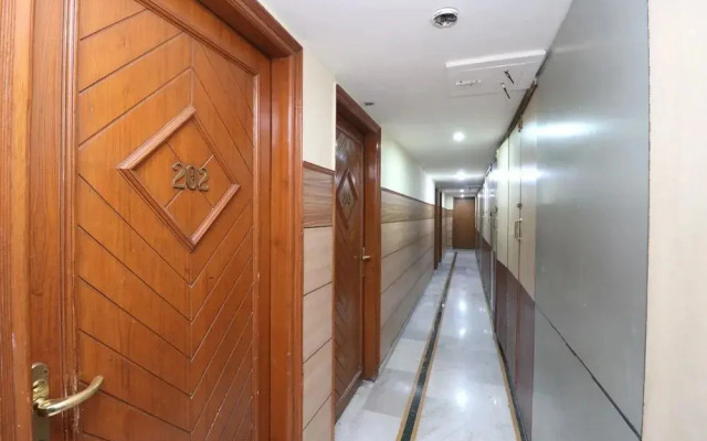 Collection O 3504 Vivek International Hotel