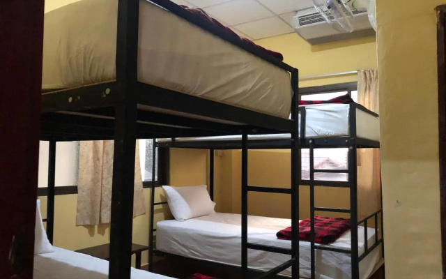 Easy go backpacker hostel