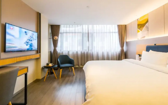 Homeinn Selected Hotel (Shanghai Hongqiao Gubei Yaohong Road Subway Station)