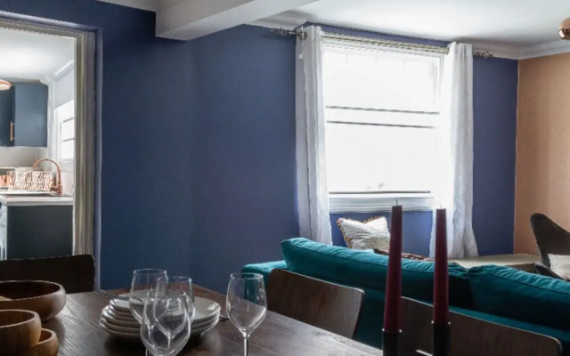 The Historic Gem - Sleek & Central 3bdr Maisonette