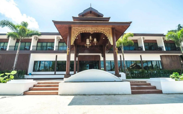 Moon Terrace Resort & Hotel