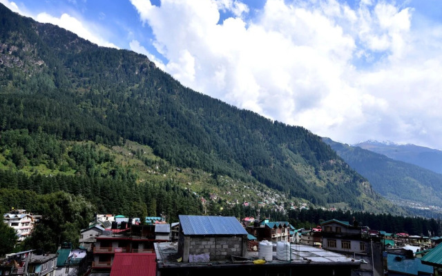 OYO 19482 Hotel Jubilant Regecy Manali