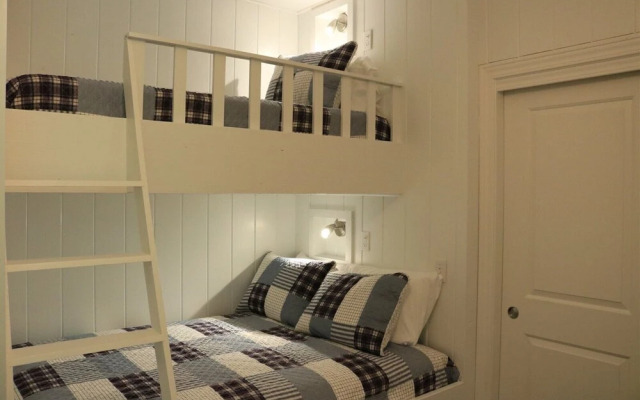 Lake Front Rendezvous