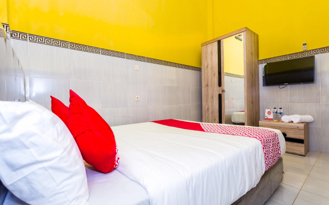 OYO 1427 Azzahra Guest House Syariah