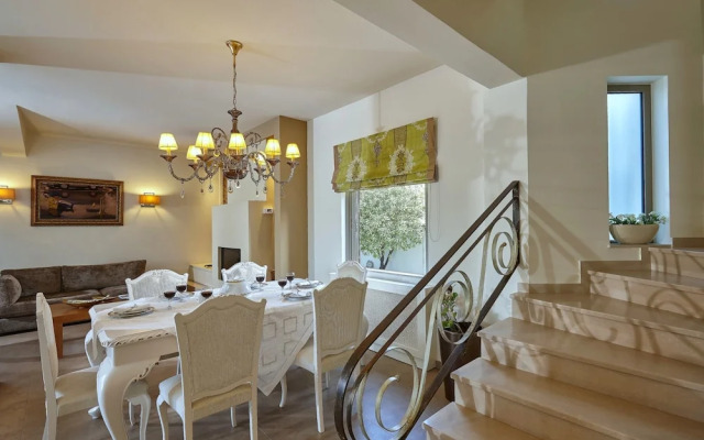 Villa Evergreen