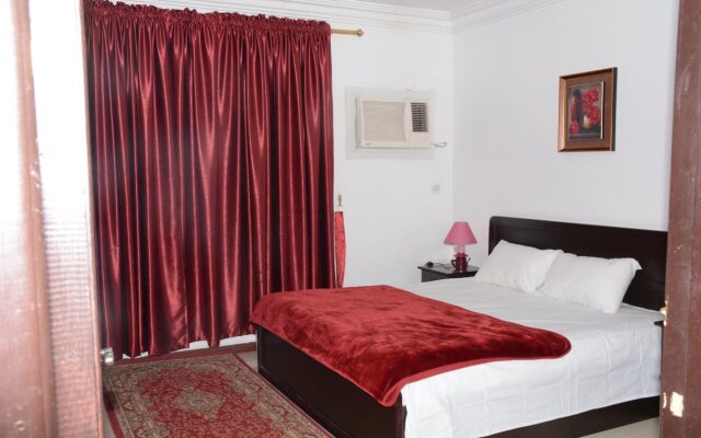 Al Eairy Furnished apt Al Madinah 1