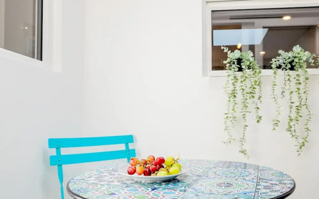 Host Stay Croydon Road Abode