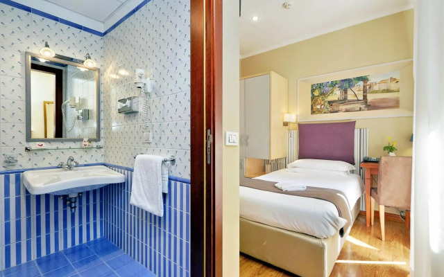 Camelia Hotel