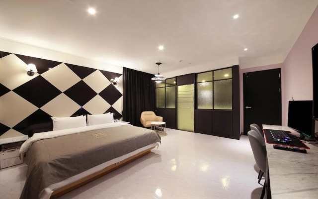 Gimpo Assem Hotel