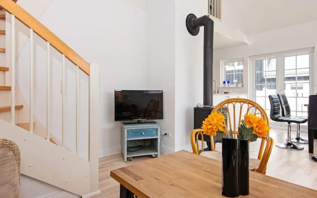 6 Person Holiday Home in Ringkobing