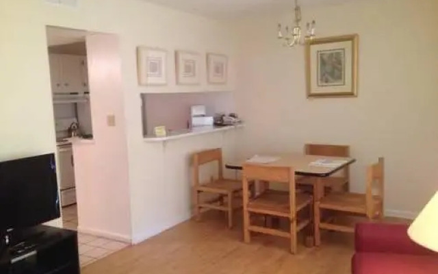 Duke Tower Suites and Condominiums