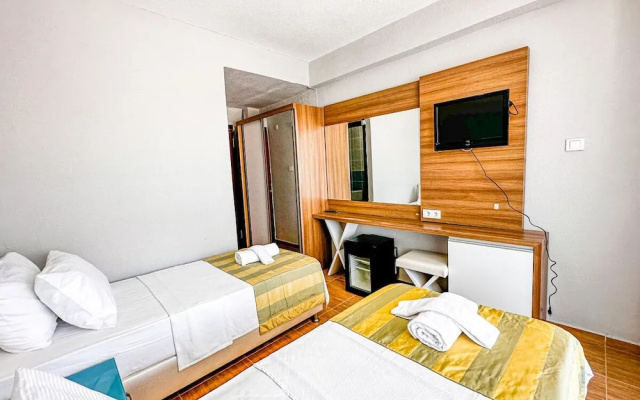 Grand Avşa Otel