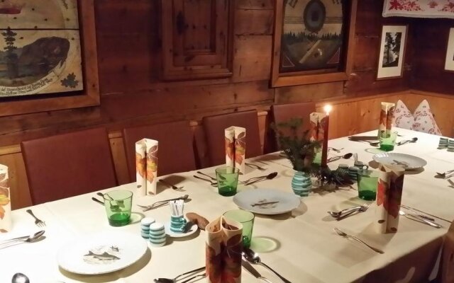 Pension Ladner