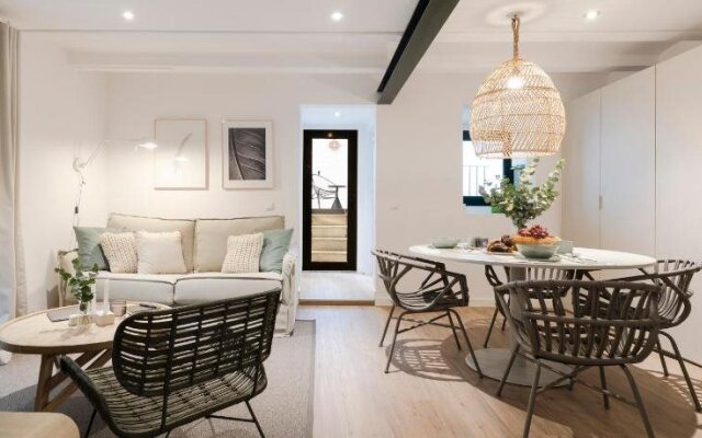 Aspasios Verdi Apartments