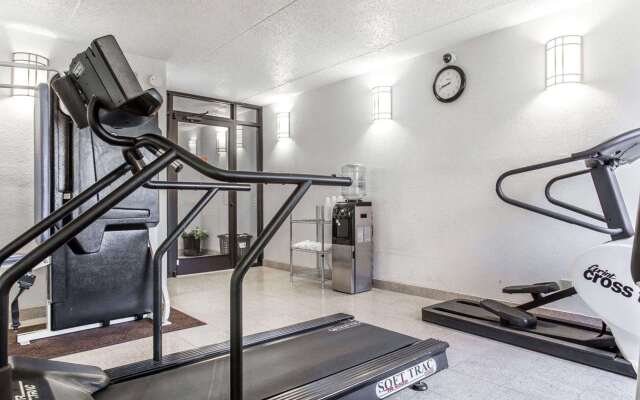 Quality Inn & Suites Coliseum