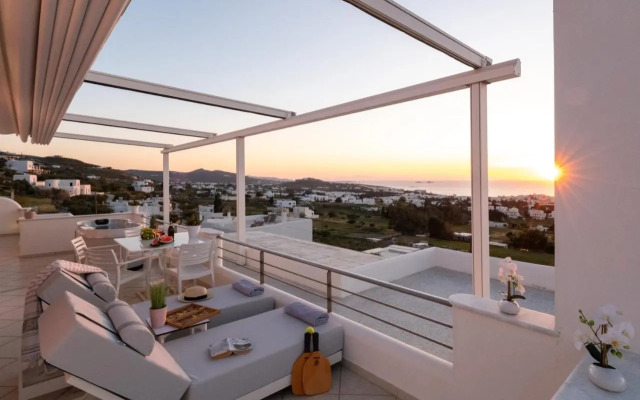 Panos Luxury Suite