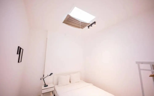 Alphabet 2 BR Serviced Apartments -lh-