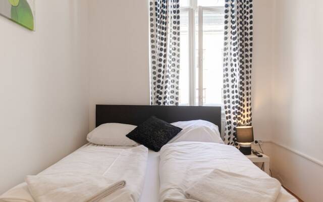 Friendly 3BR shared Apt-WienerStadthalle