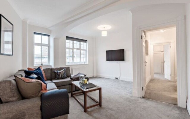 Spacious 5 Bed Next To Regents Park Flat 11