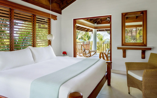 Couples Swept Away All Inclusive