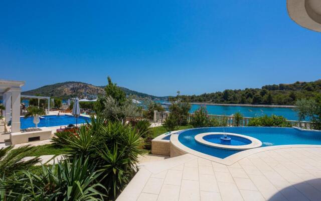 Hotel Perla