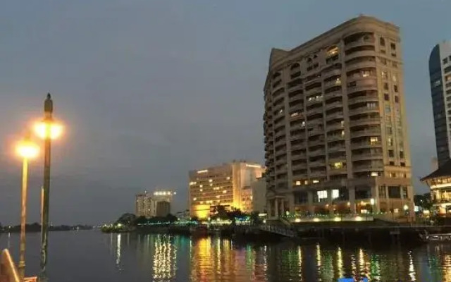 Riverbank Suites 306 with beautiful RiverView
