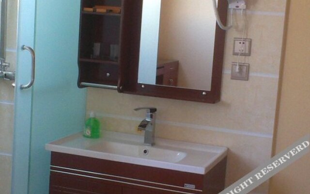 Yunyi Hotel