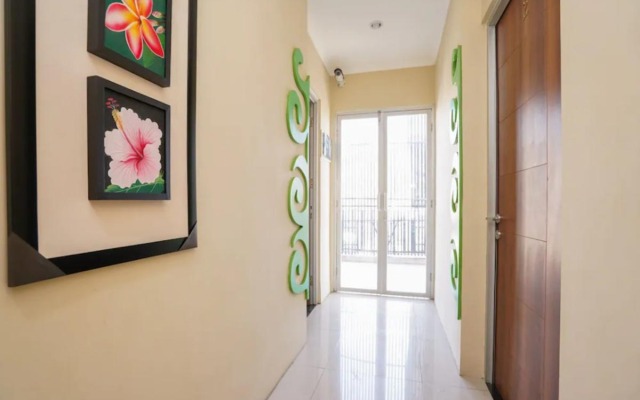 Kupang Gunung Homestay Syariah near Islamic Center Surabaya