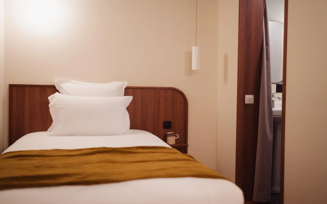 Lala Hotel