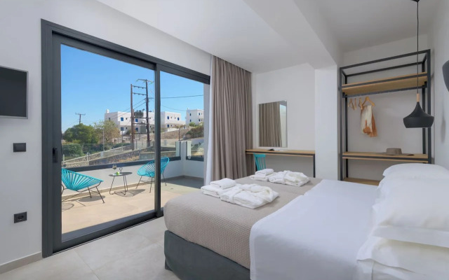 Lambis Studios & Apartments