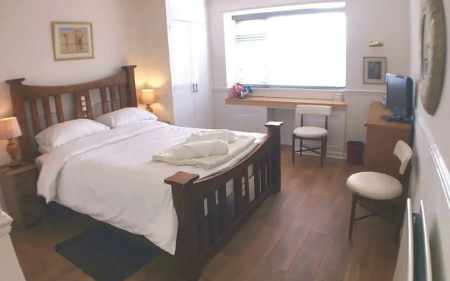 Southbourne Grove Hotel
