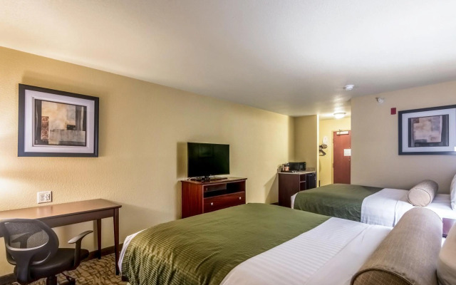Cobblestone Inn & Suites - Lakin