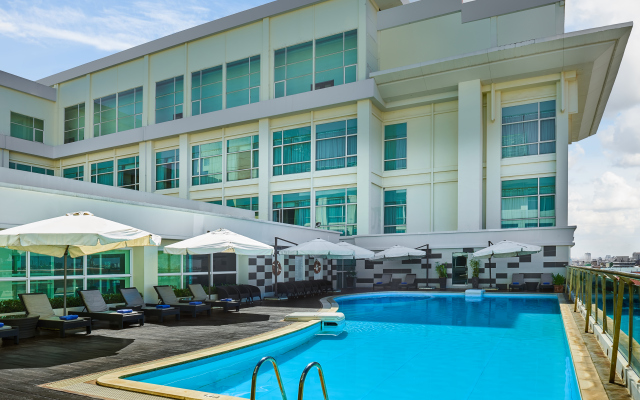 Dara Airport City Hotel & Spa