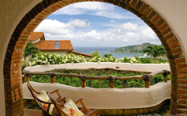 Pelican Eyes Resort & Spa