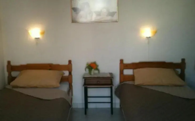 Orianna Apartments