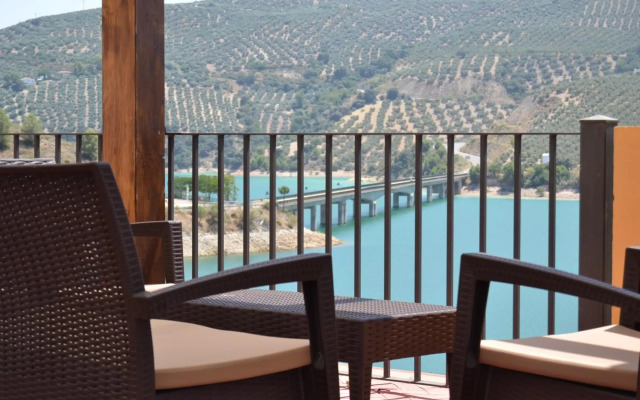 Hotel Caserio de Iznajar